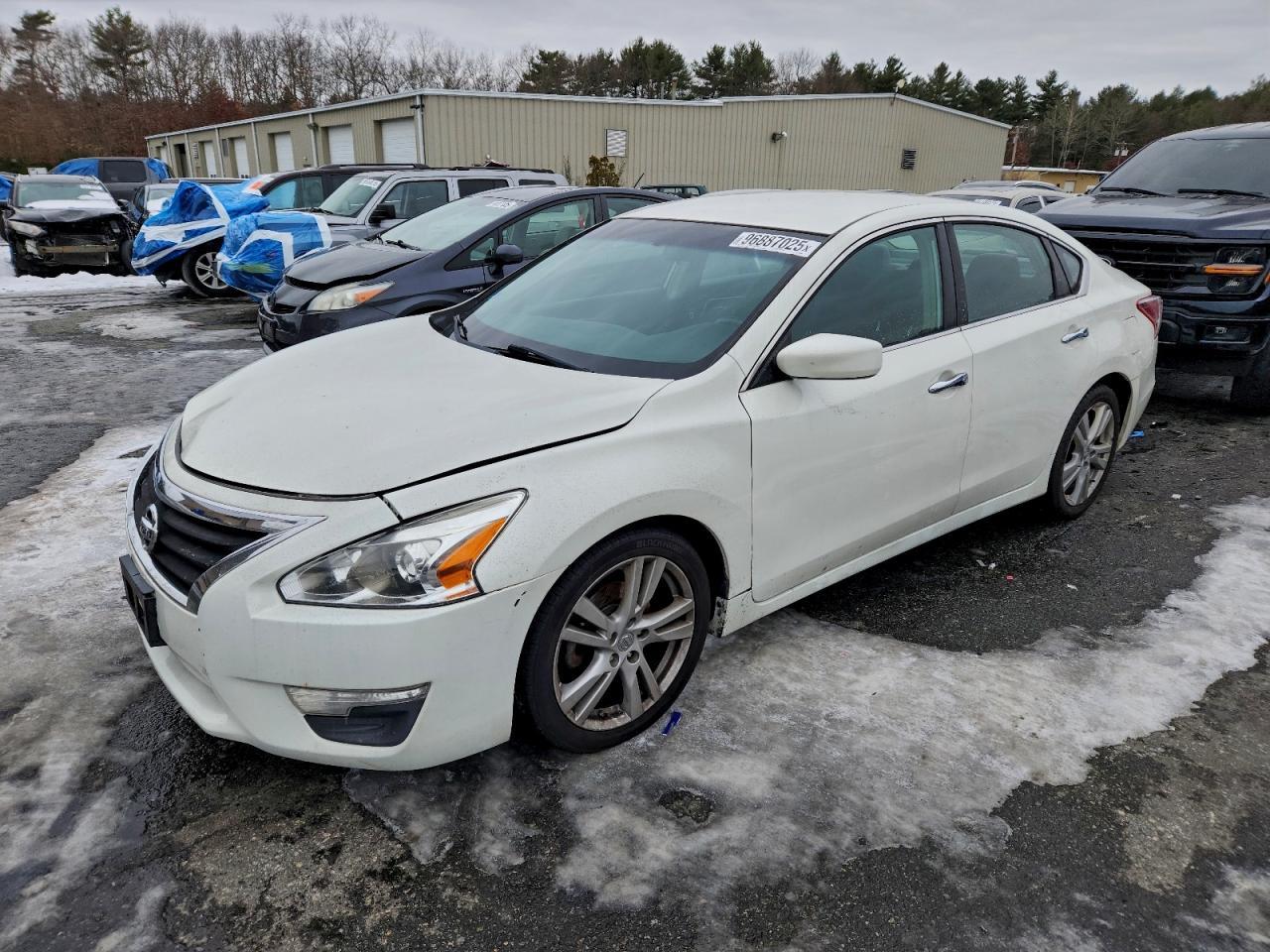 2013 NISSAN ALTIMA