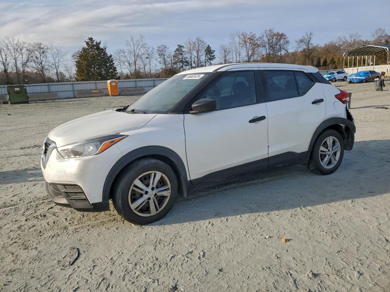 2020 NISSAN KICKS