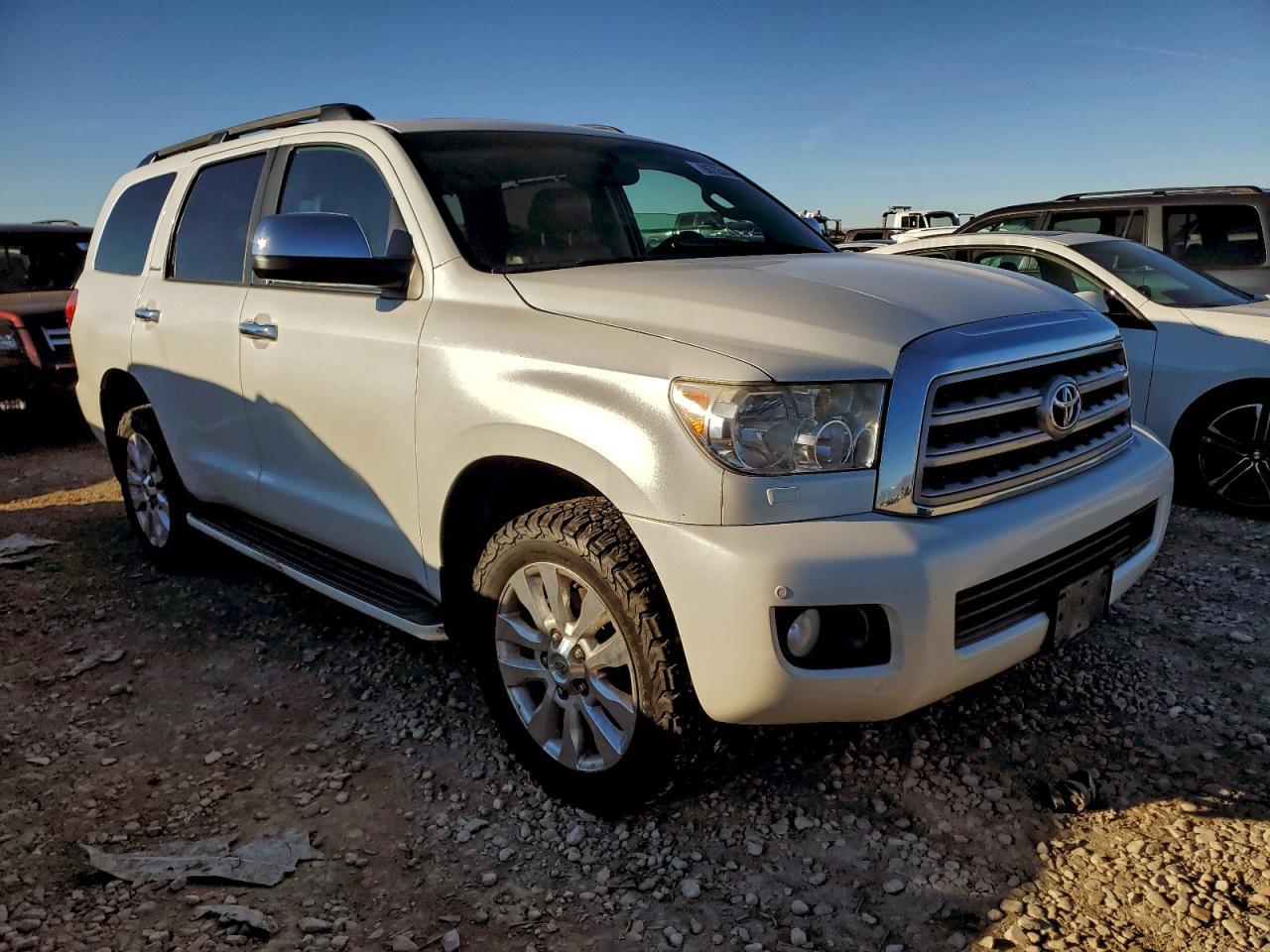 2008 TOYOTA Sequoia