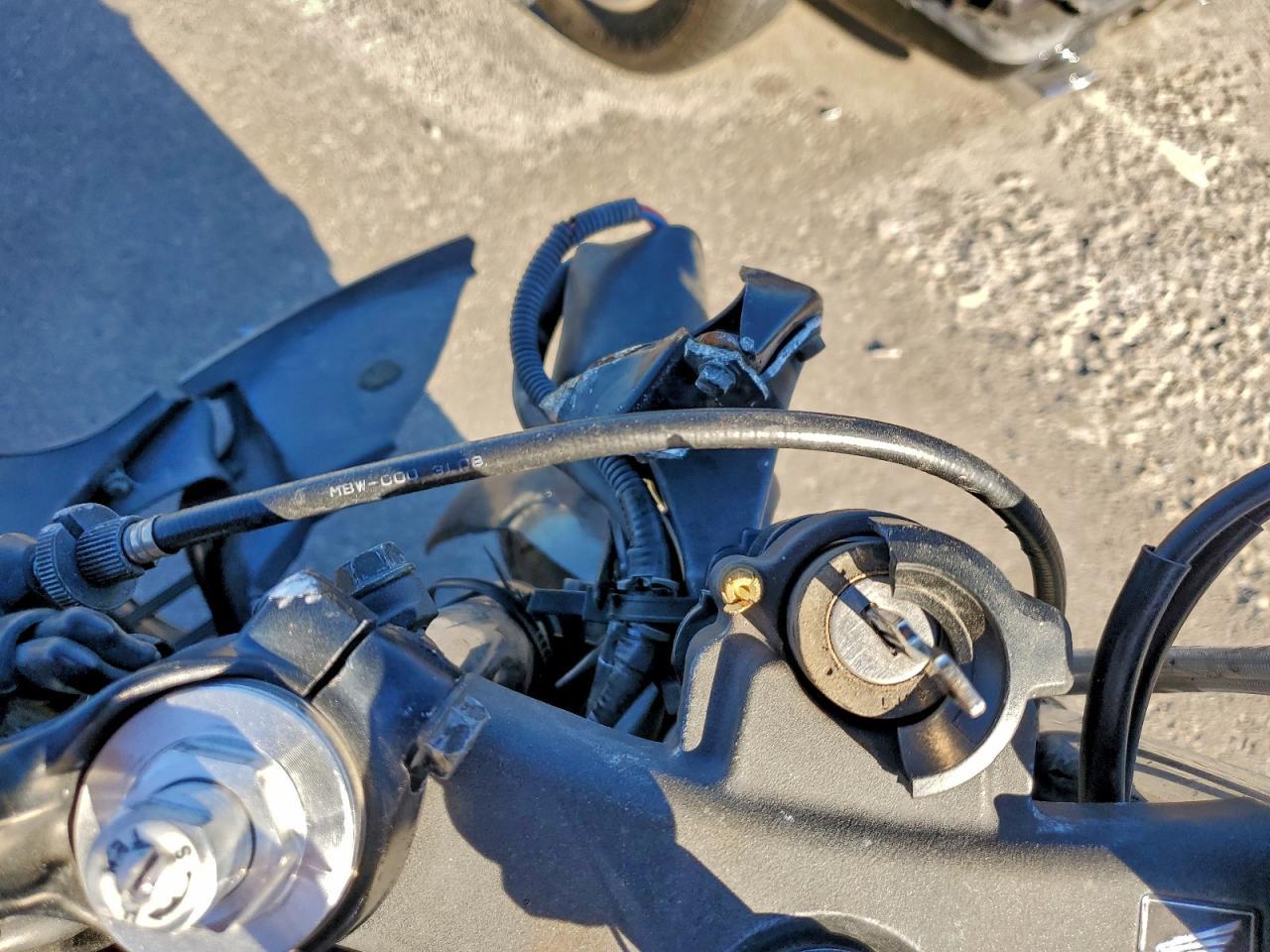 2004 HONDA Cbr600