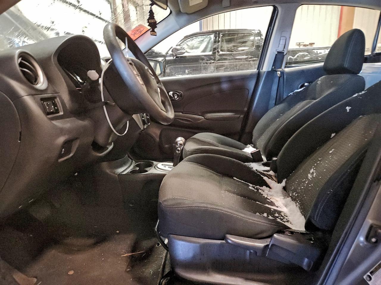 2016 NISSAN VERSA