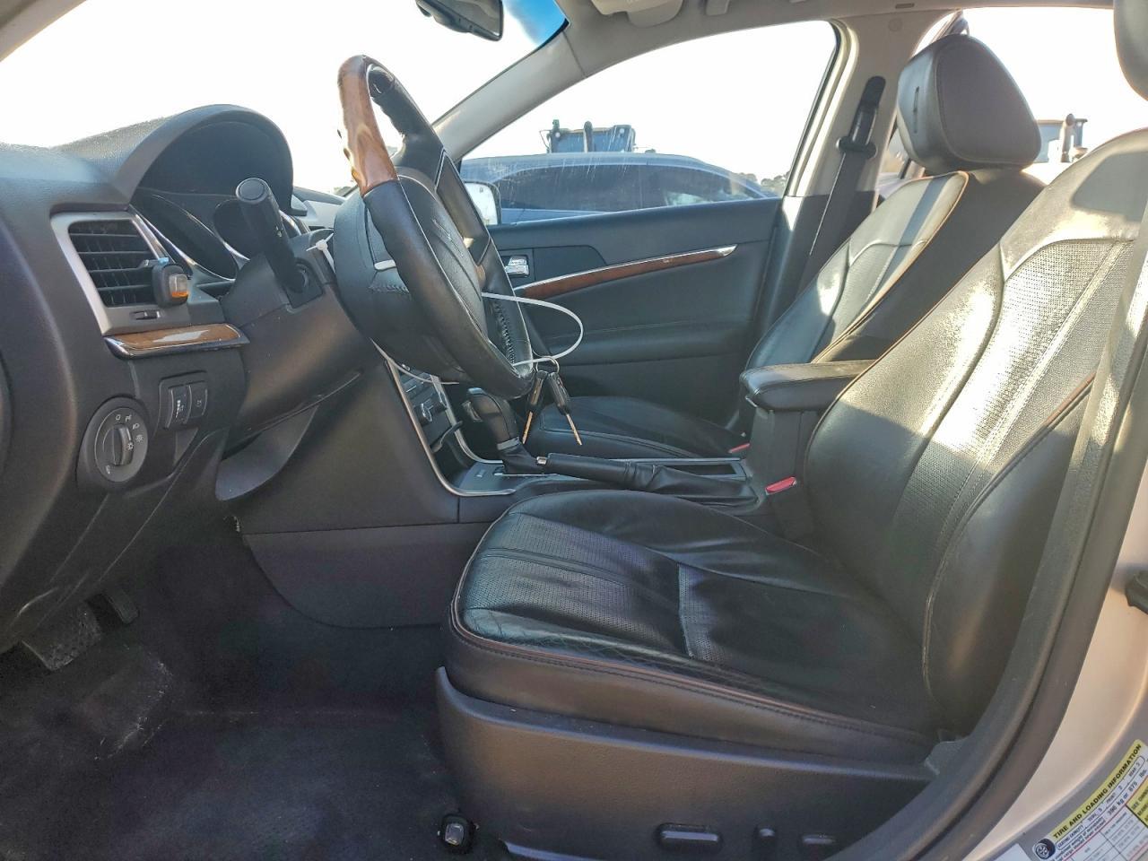 2010 LINCOLN MKZ