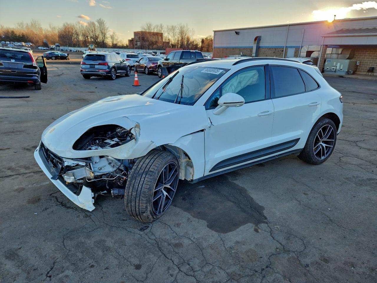2022 PORSCHE Macan
