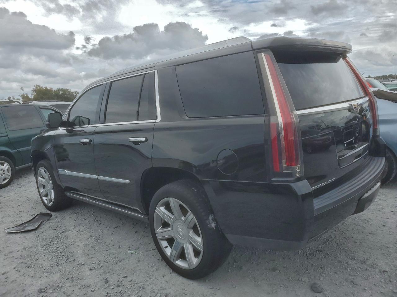 2018 CADILLAC ESCALADE