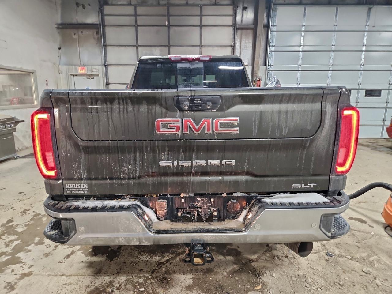 2023 GMC Sierra