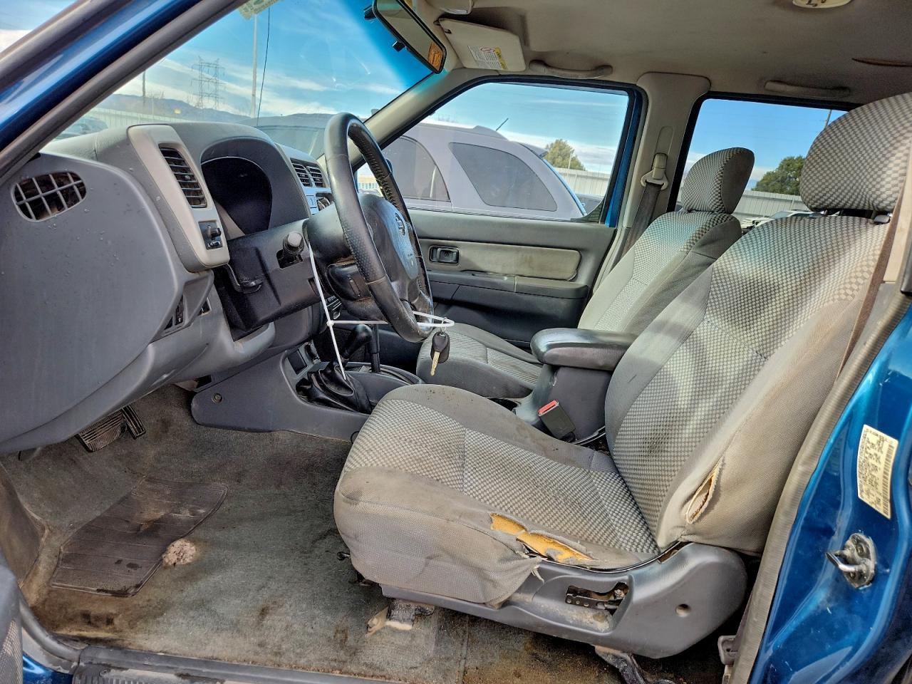 2001 NISSAN Frontier