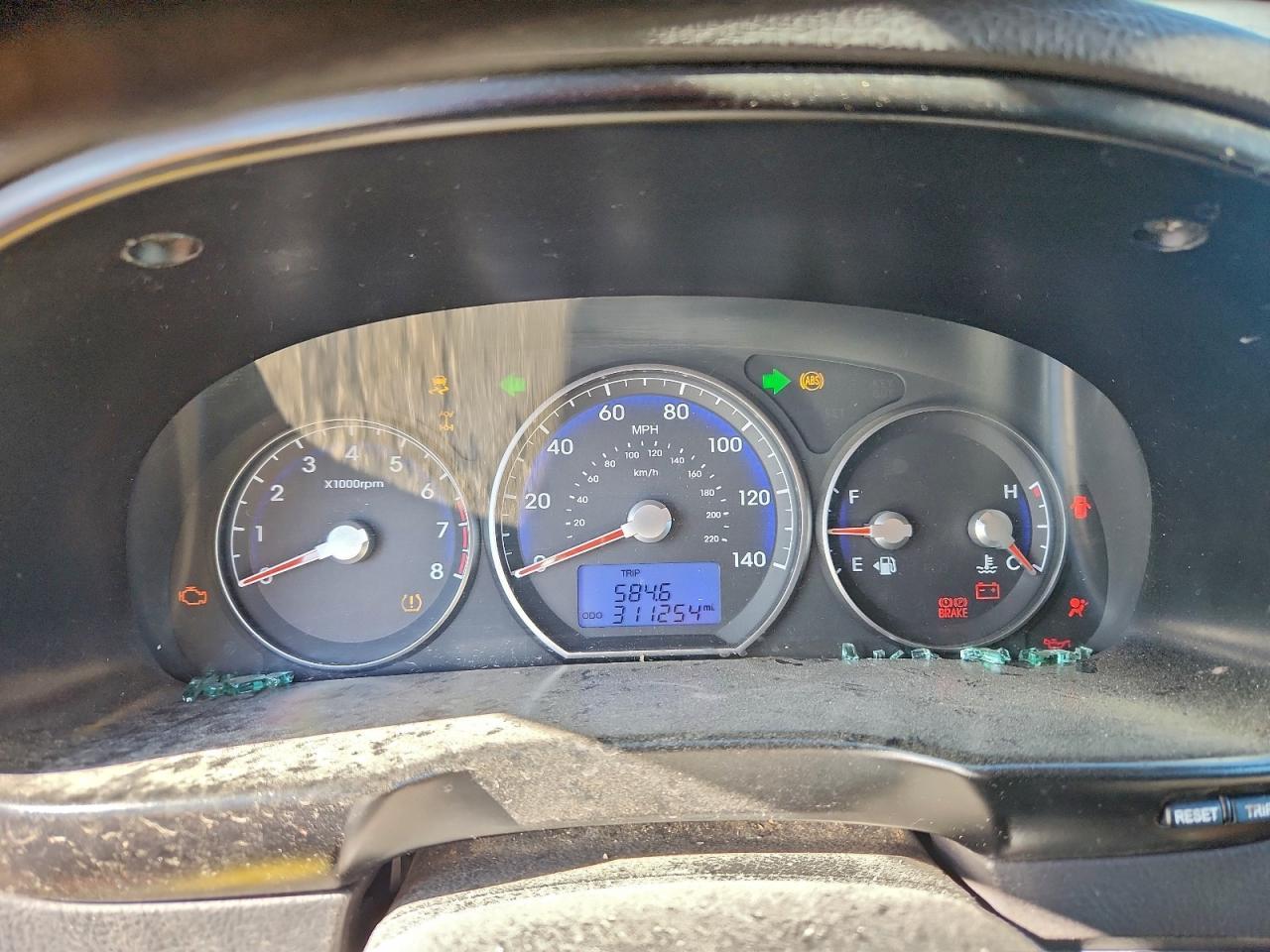 2011 HYUNDAI SANTA FE