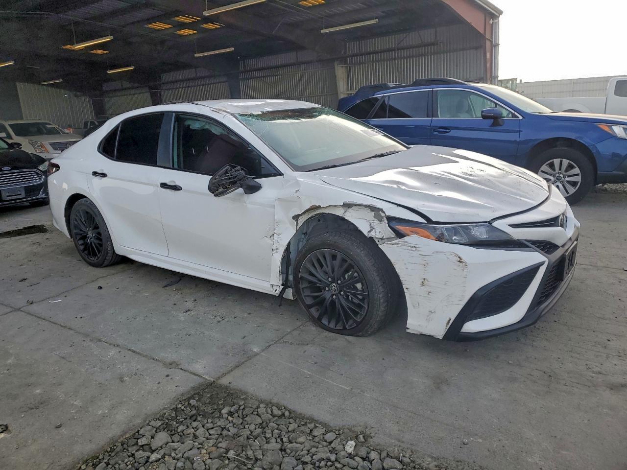 2022 TOYOTA CAMRY