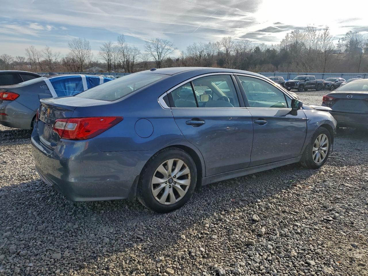 2015 SUBARU Legacy