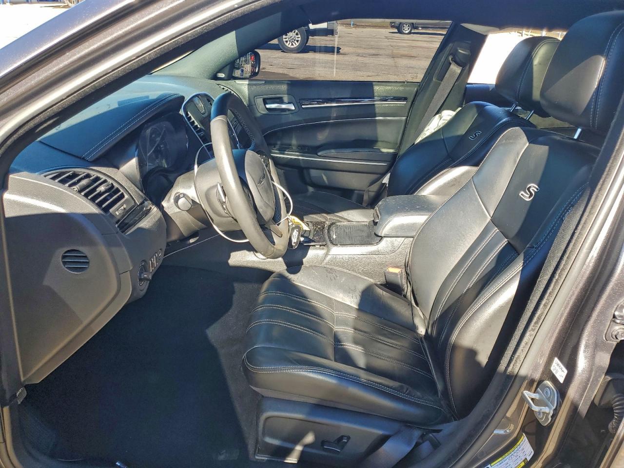 2023 CHRYSLER 300