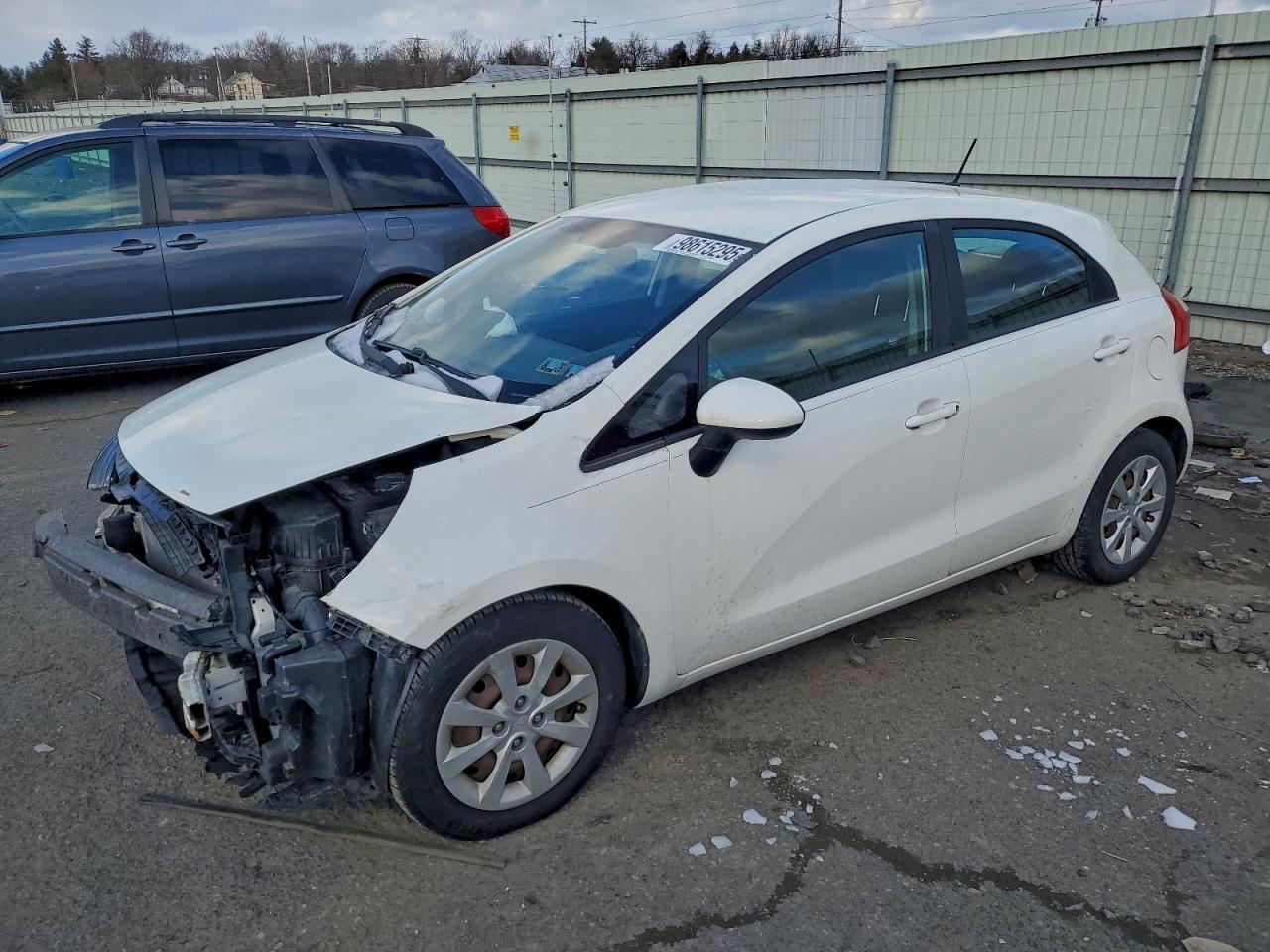 2013 KIA RIO