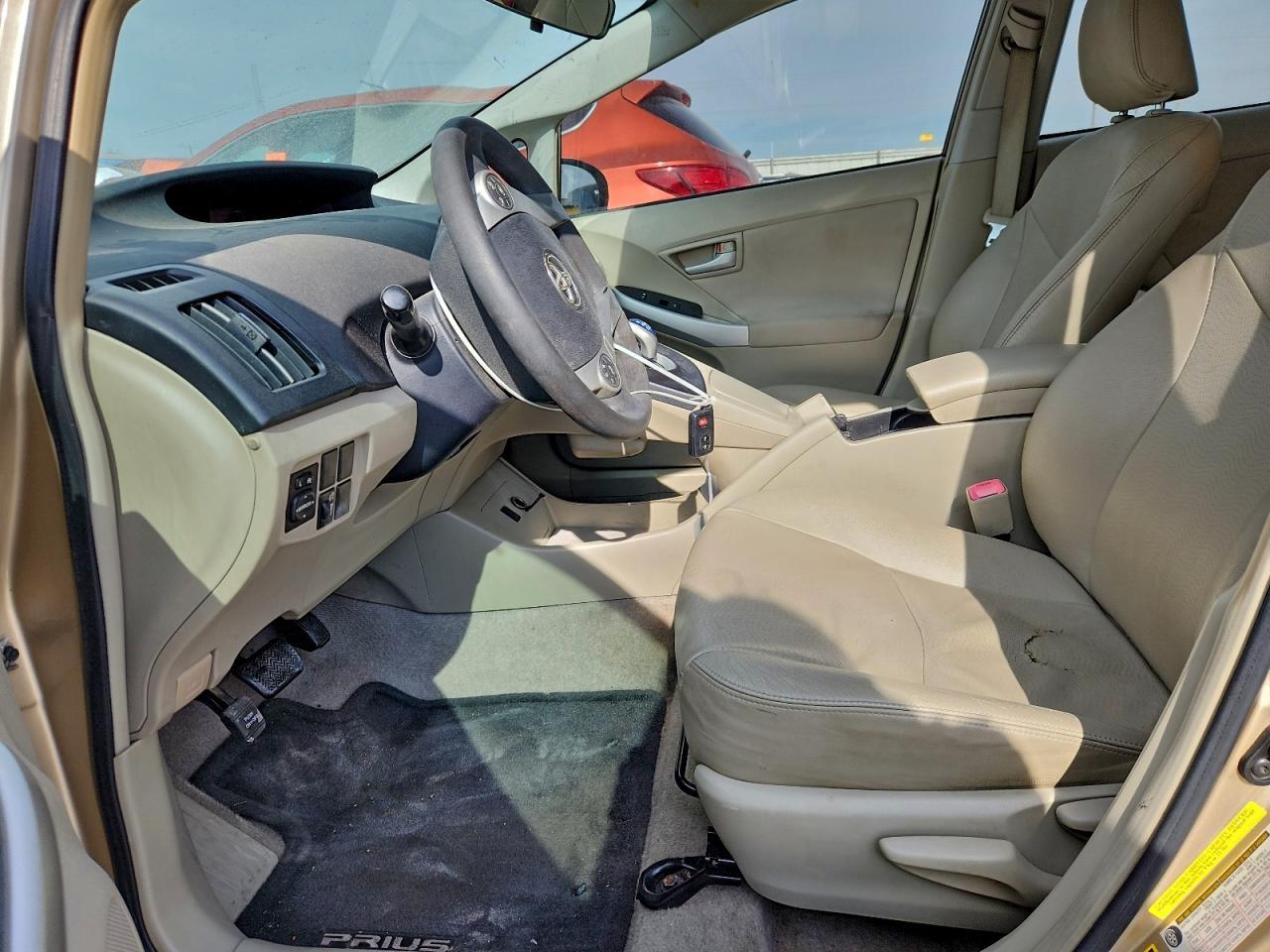 2011 TOYOTA PRIUS