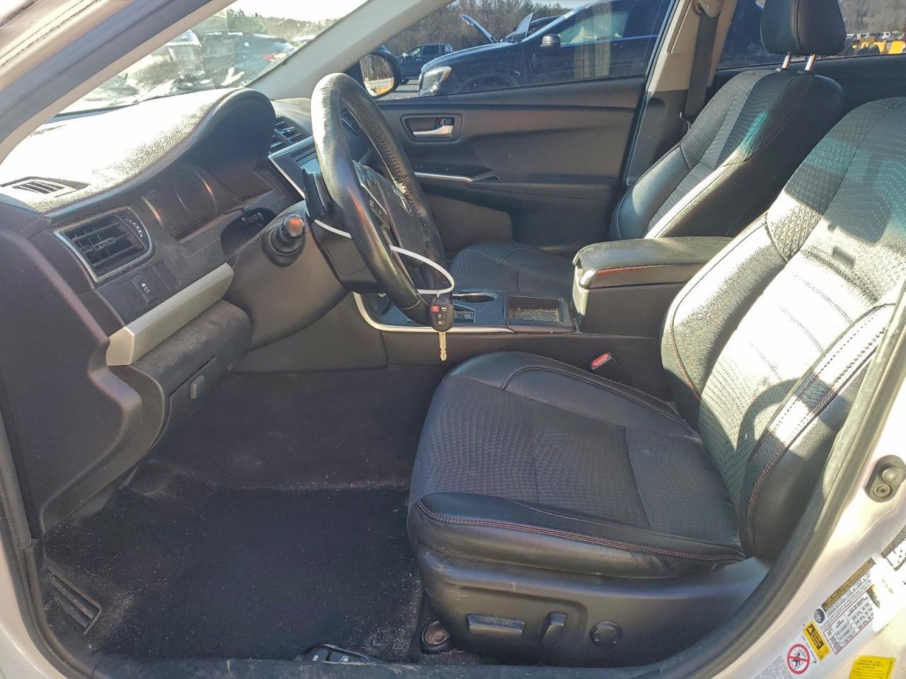 2015 TOYOTA CAMRY