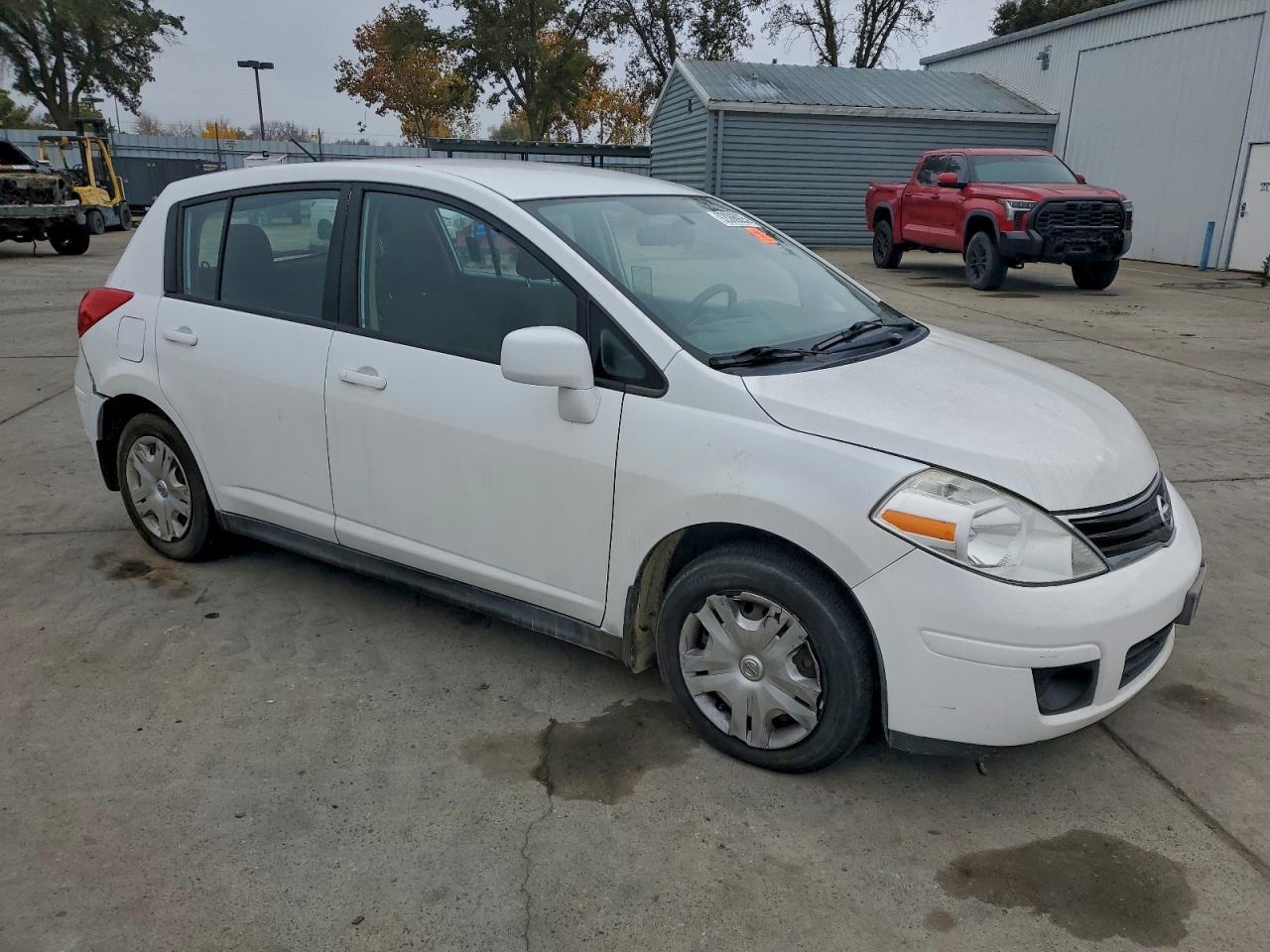 2012 NISSAN VERSA