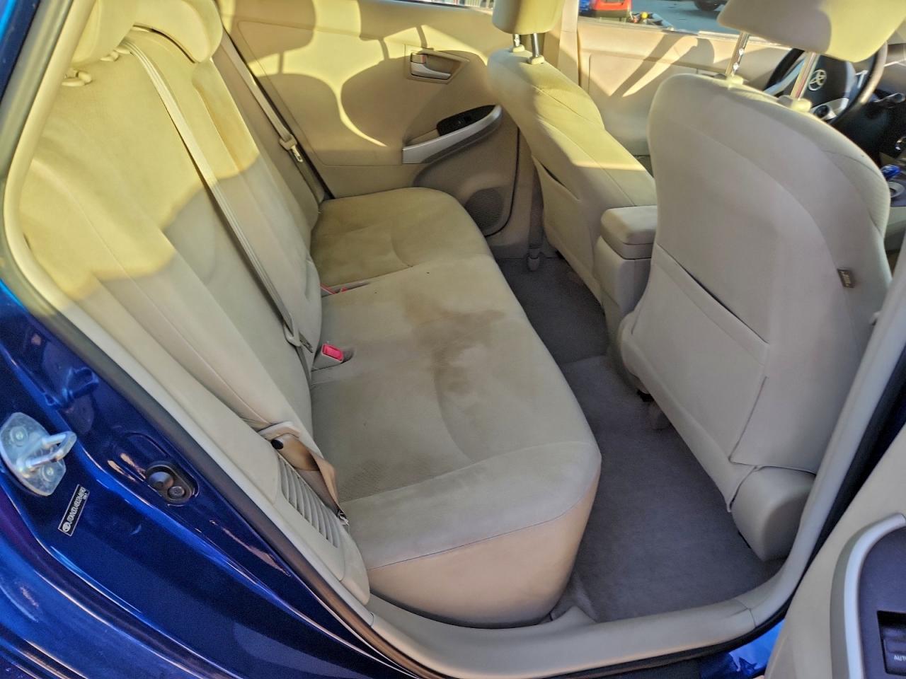 2011 TOYOTA PRIUS