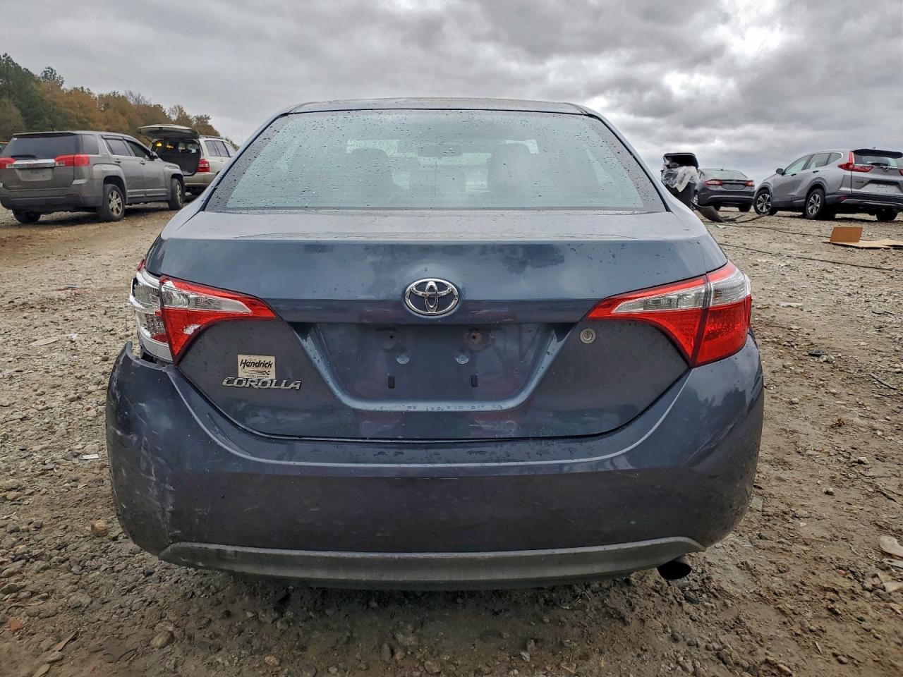 2015 TOYOTA COROLLA