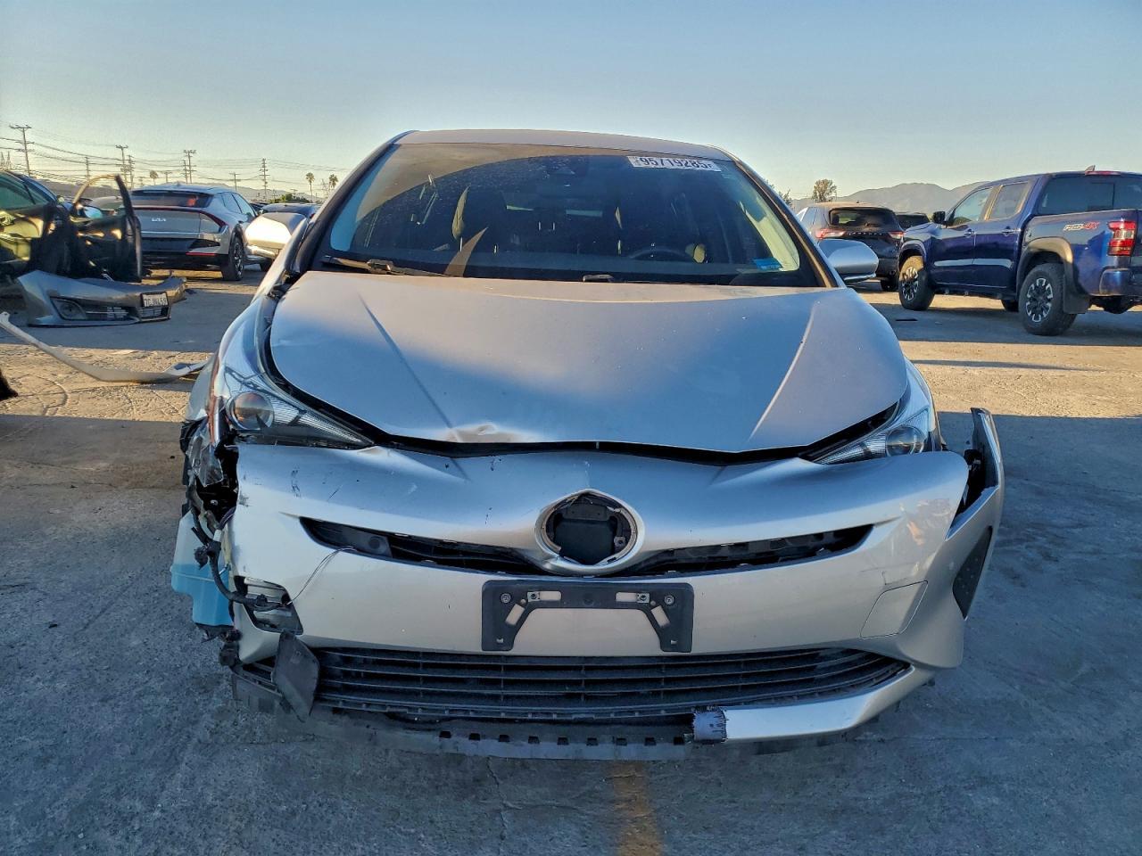 2017 TOYOTA PRIUS