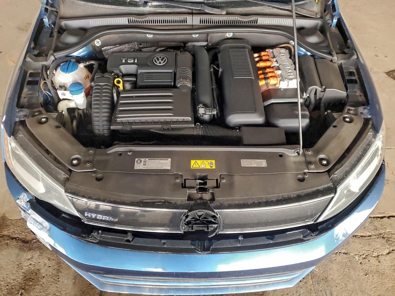 2016 VOLKSWAGEN JETTA
