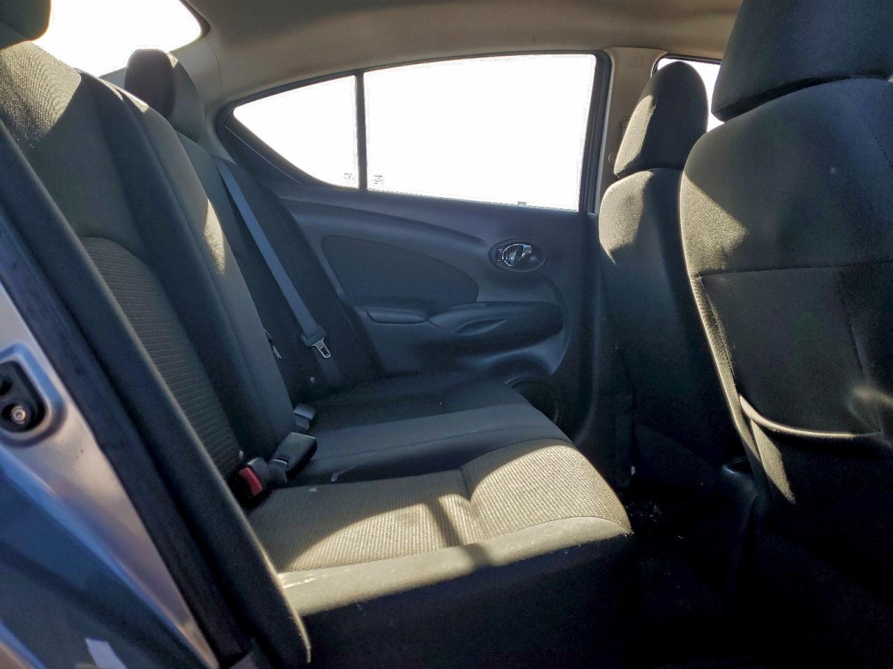 2013 NISSAN VERSA