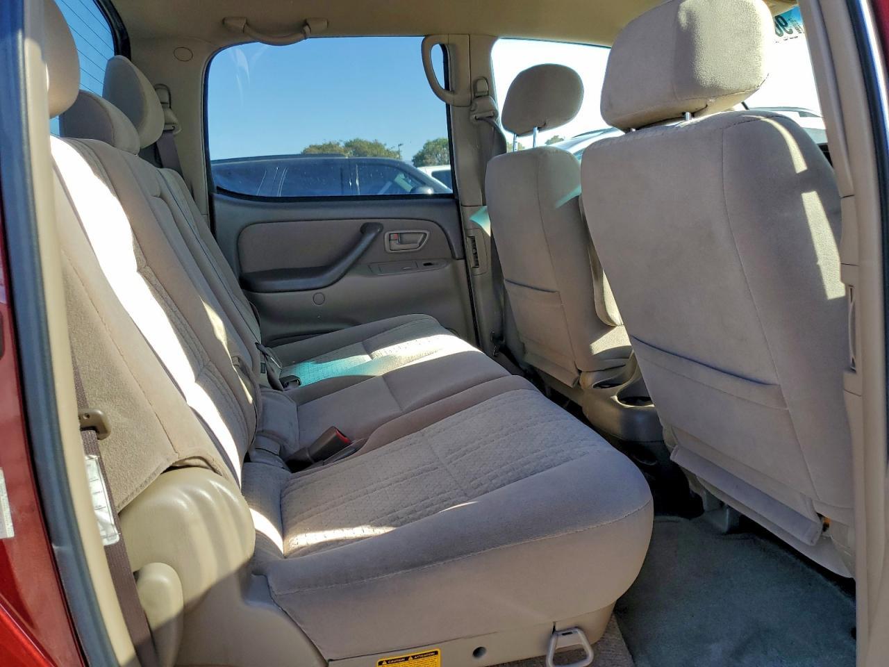 2004 TOYOTA TUNDRA
