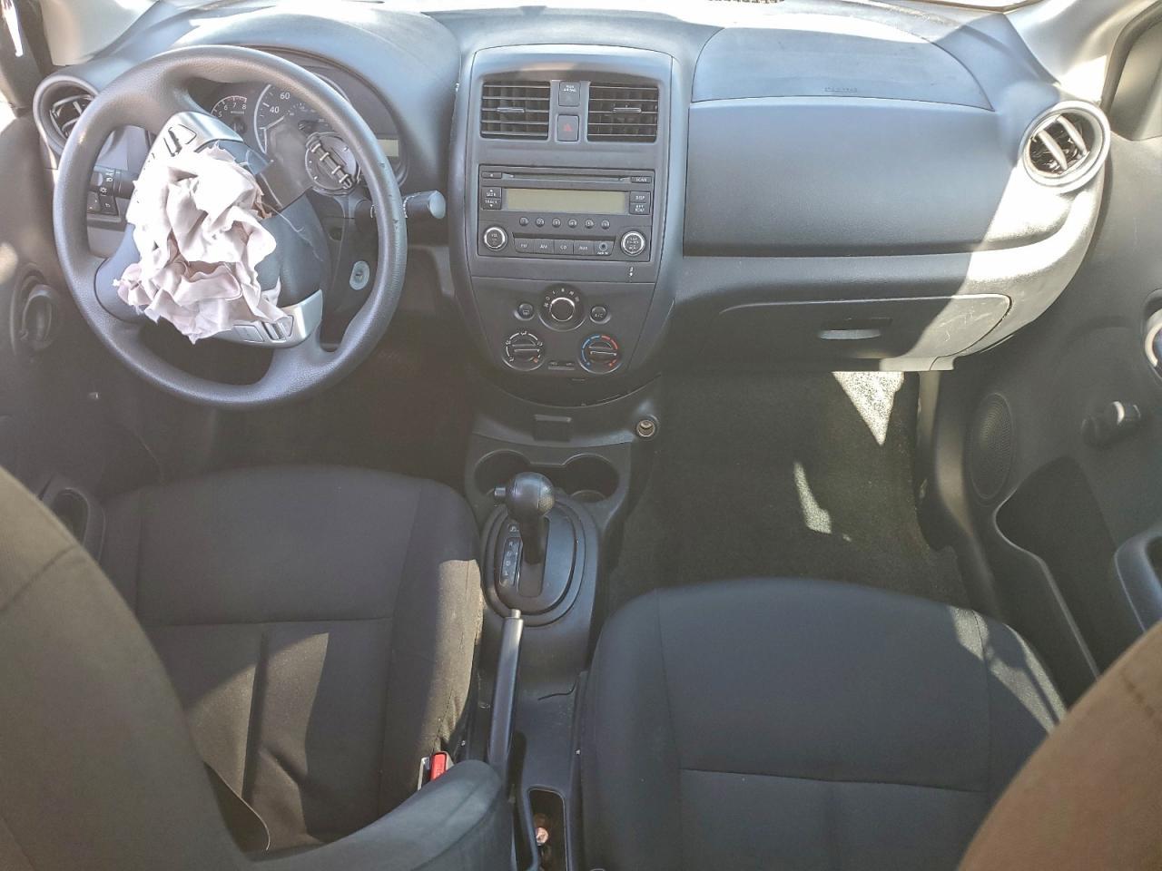 2017 NISSAN VERSA
