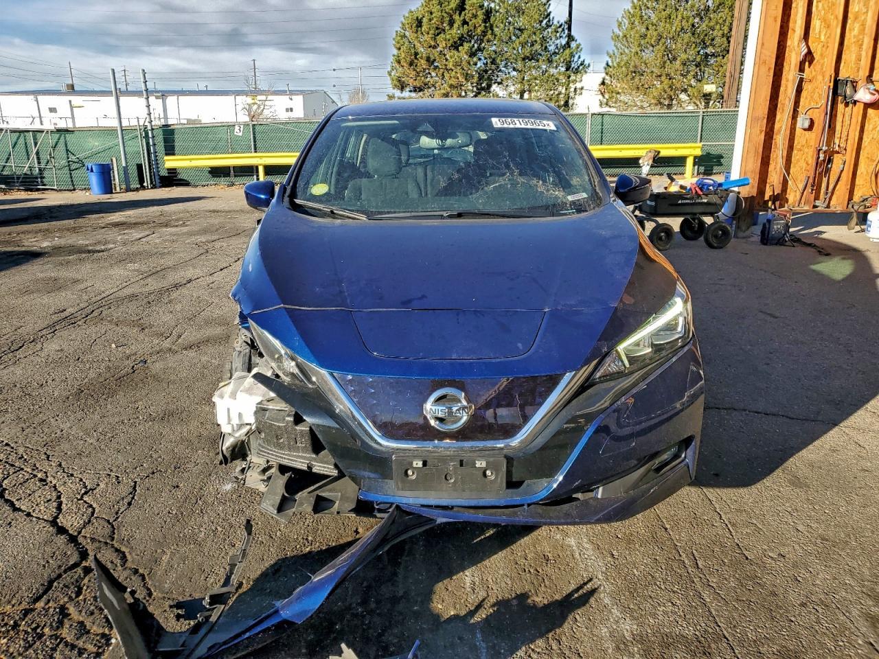 2019 NISSAN LEAF