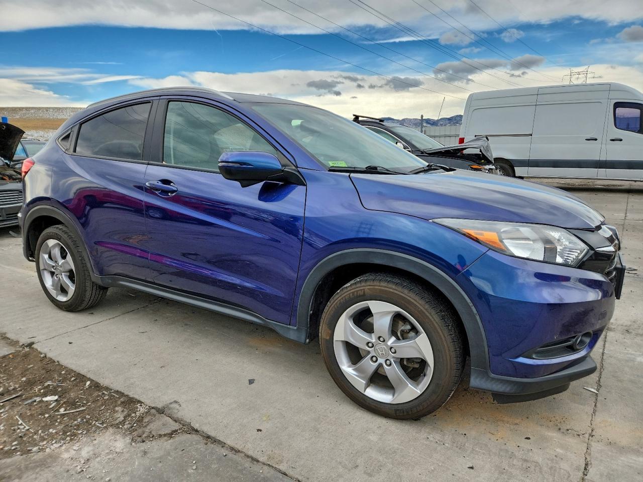 2017 HONDA HR-V