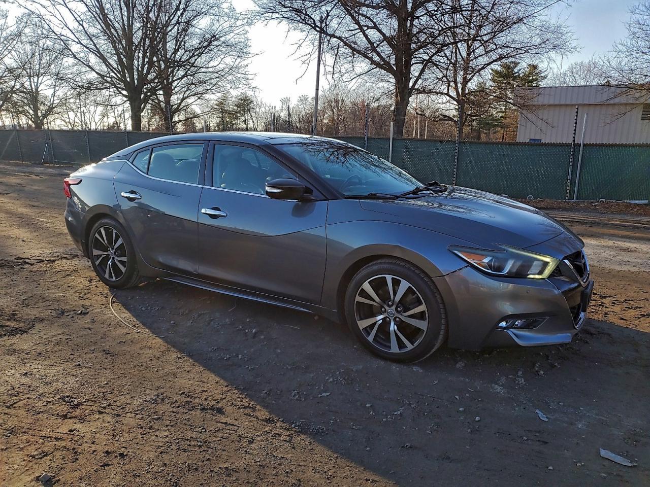 2018 NISSAN Maxima