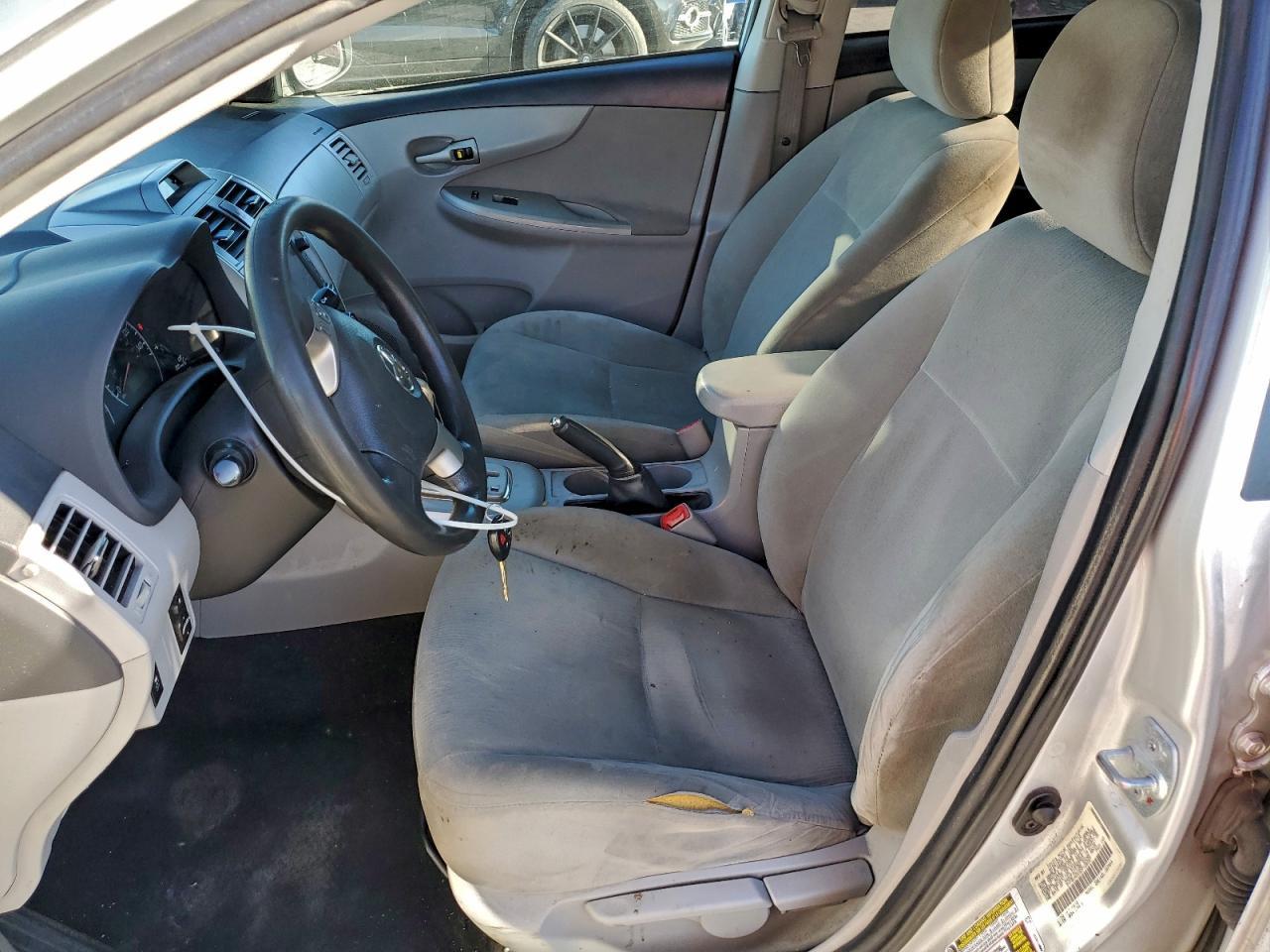 2013 TOYOTA COROLLA