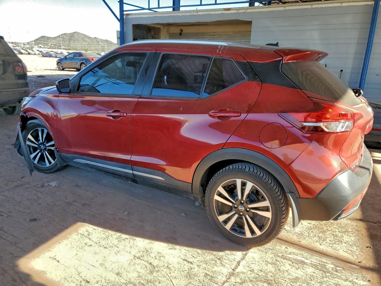 2018 NISSAN KICKS