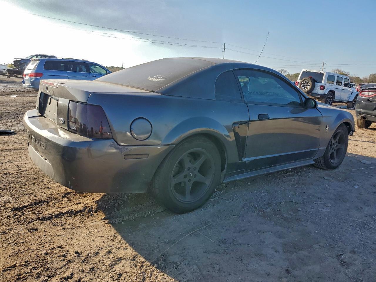 2004 FORD MUSTANG