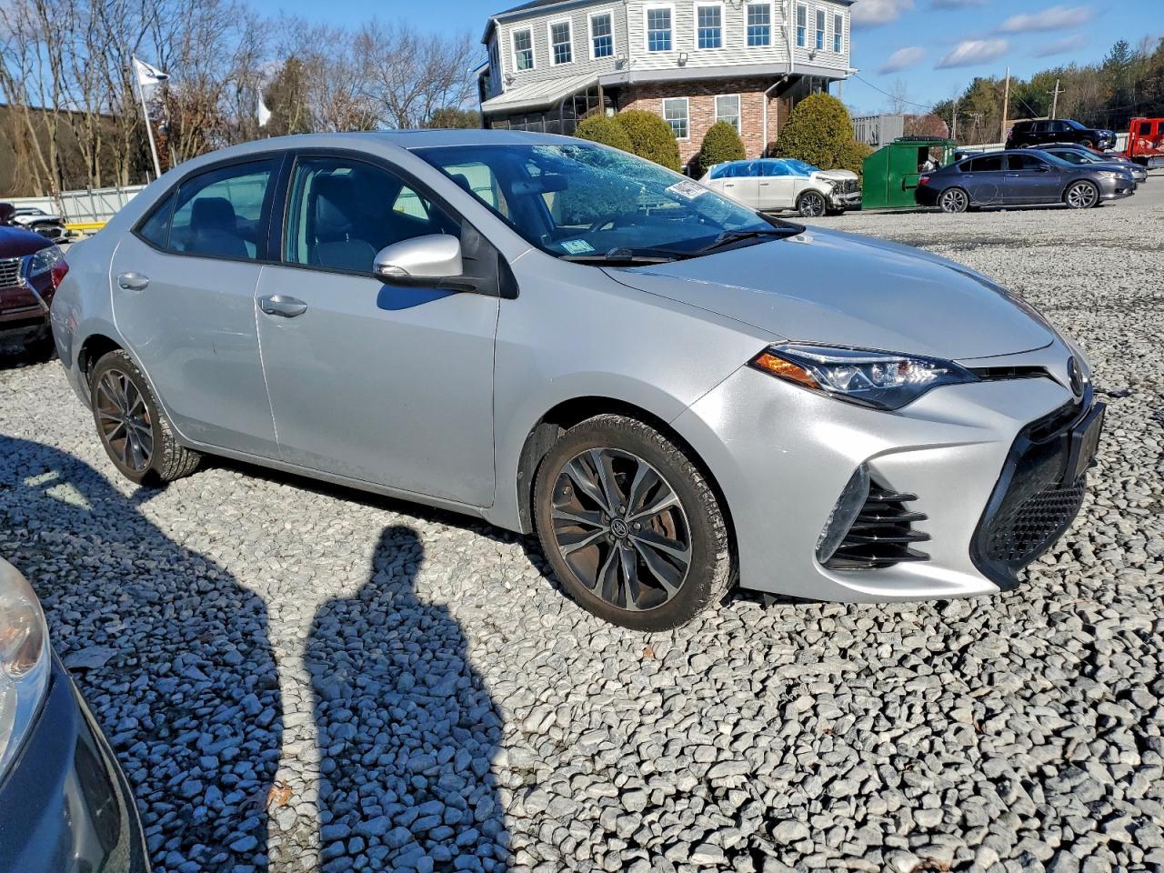 2018 TOYOTA COROLLA