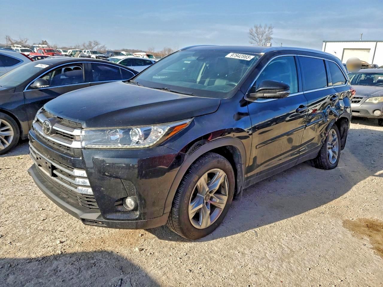2018 TOYOTA HIGHLANDER