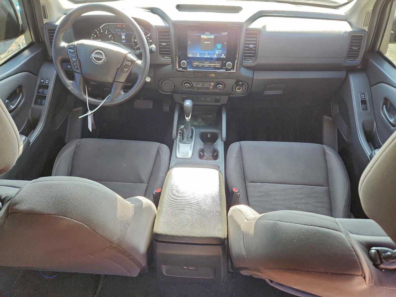 2022 NISSAN Frontier