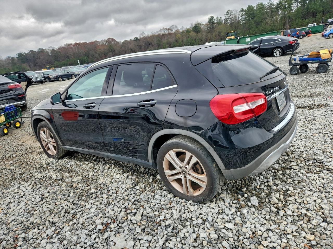 2018 MERCEDES-BENZ GLA-Class