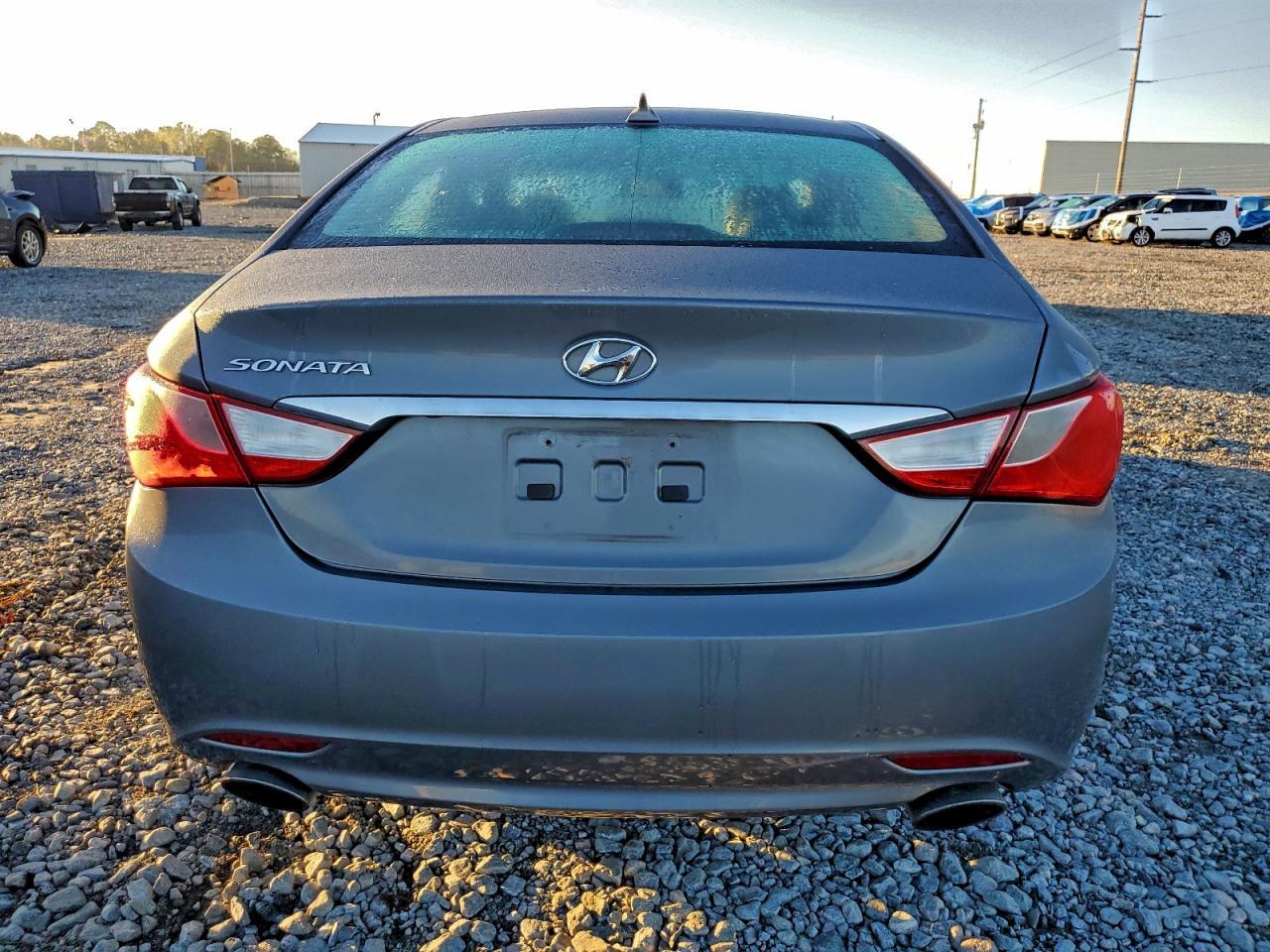 2013 HYUNDAI SONATA