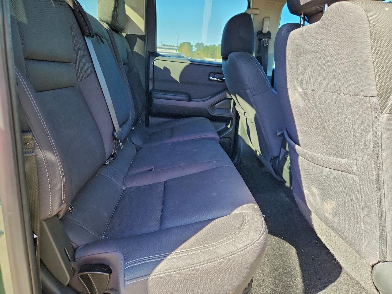2022 NISSAN Frontier