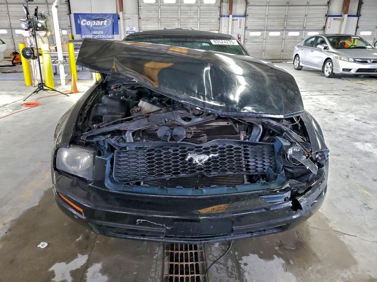 2006 FORD MUSTANG