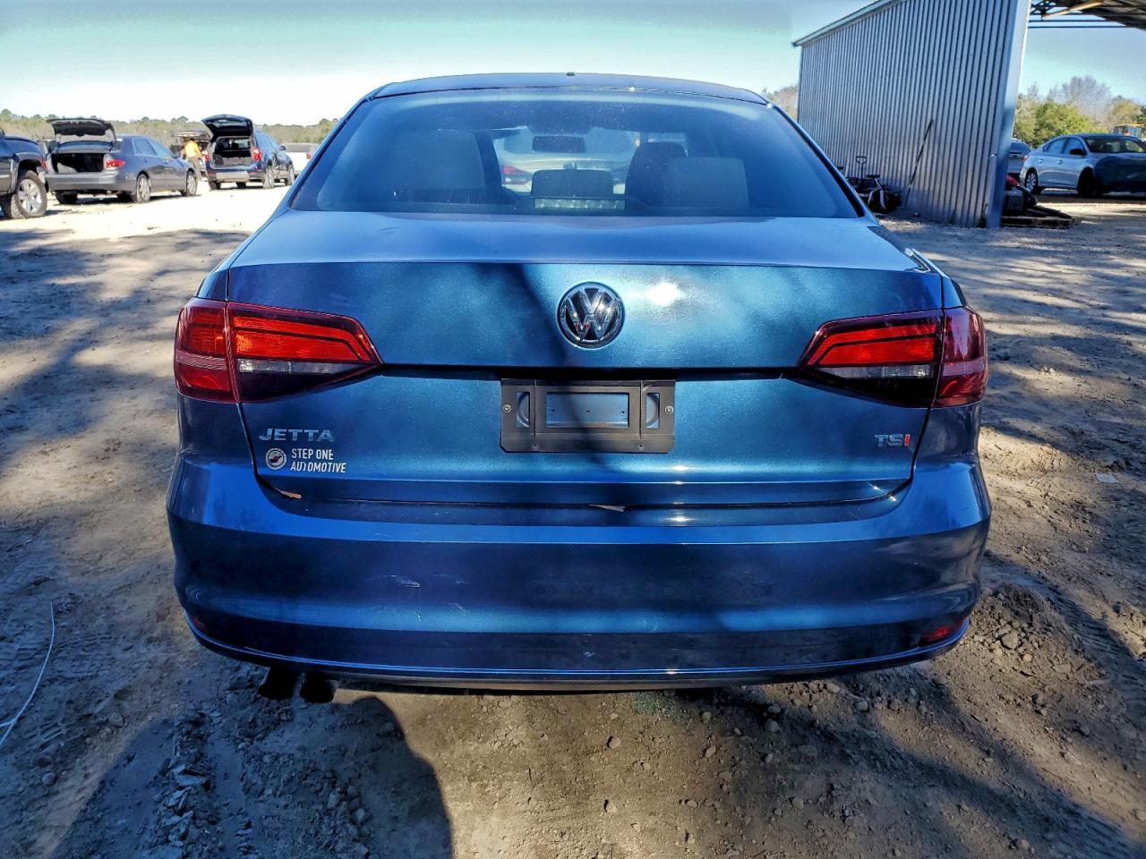 2017 VOLKSWAGEN JETTA