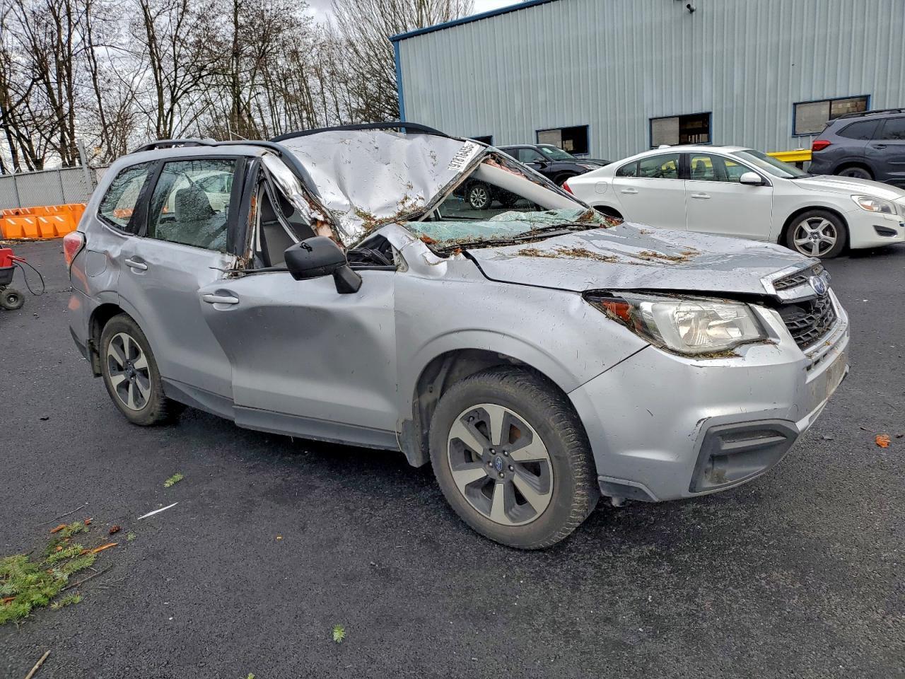 2017 SUBARU FORESTER