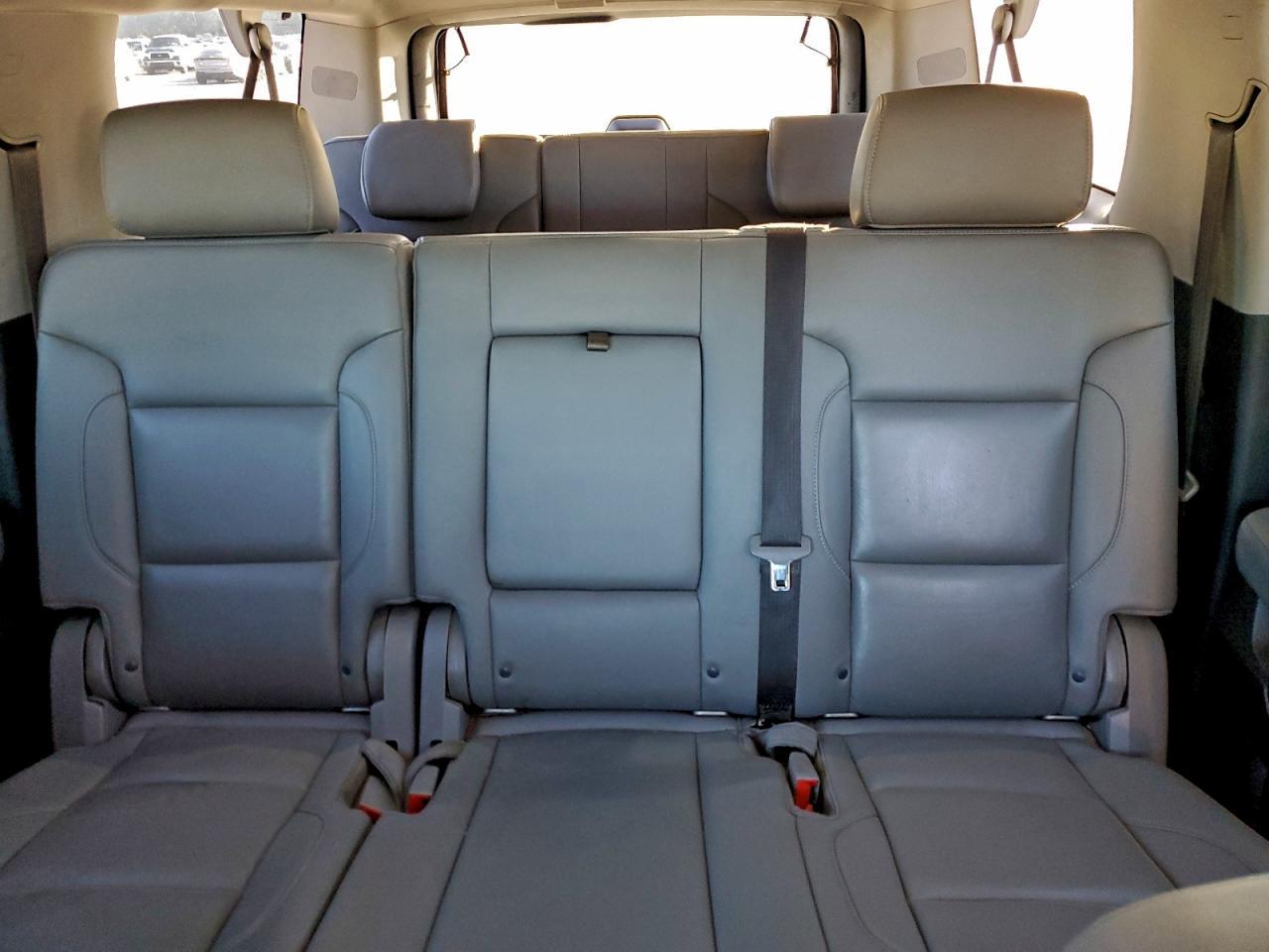 2018 CHEVROLET Suburban