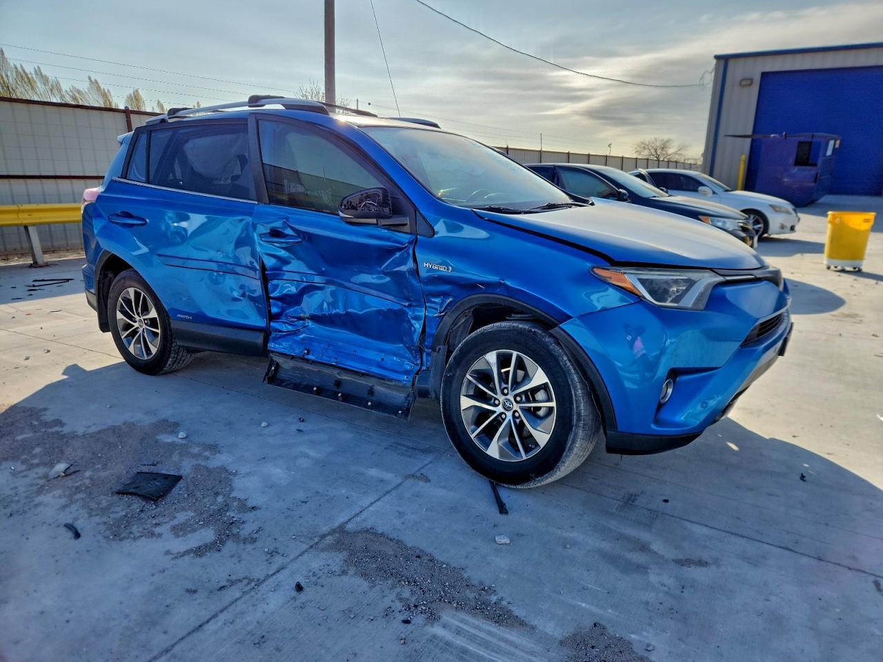 2016 TOYOTA RAV4