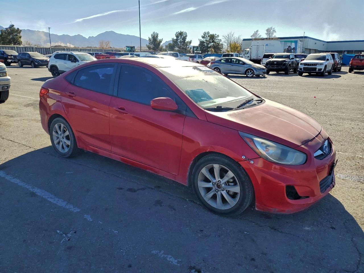 2013 HYUNDAI ACCENT