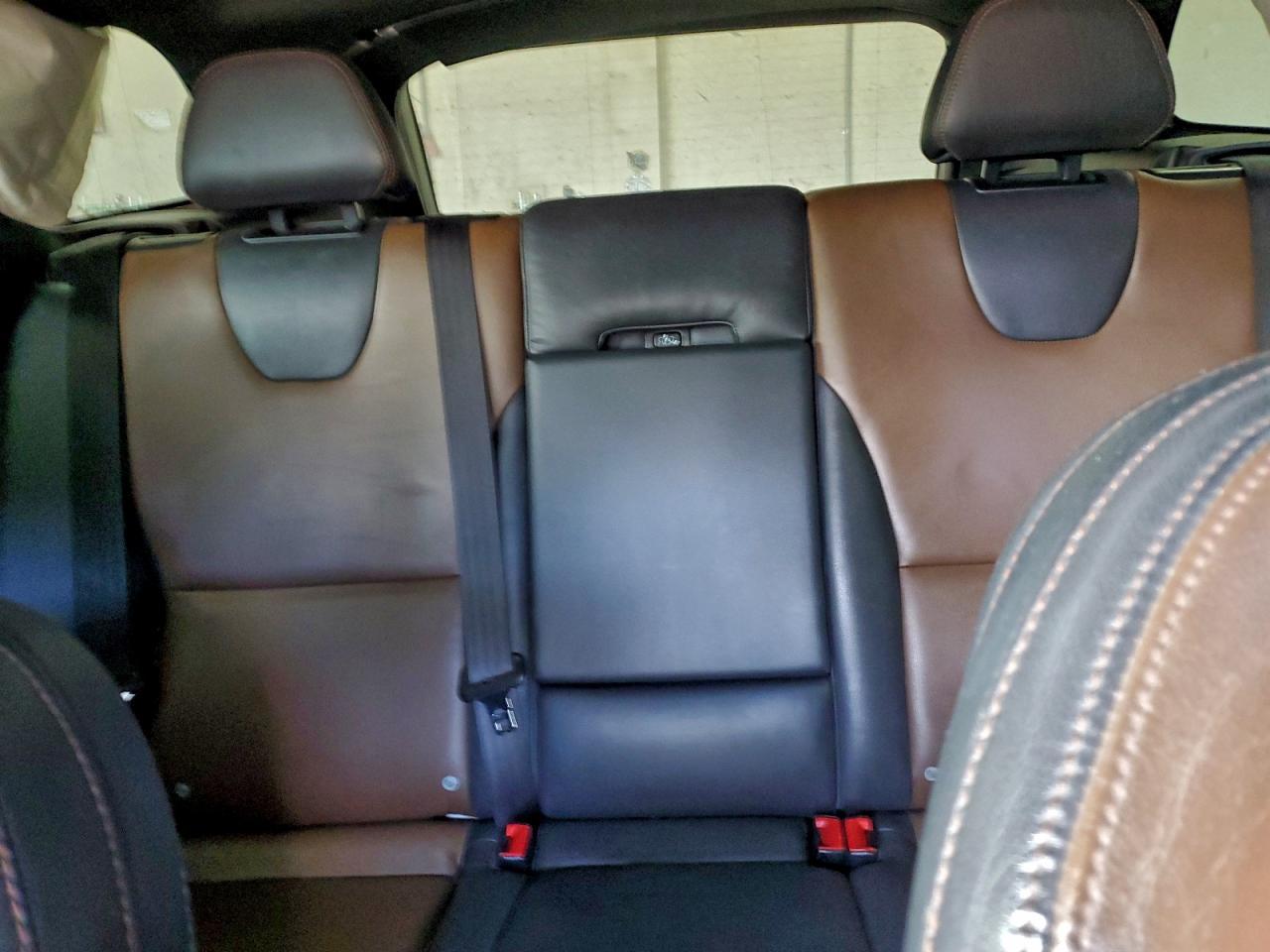 2016 VOLVO XC60