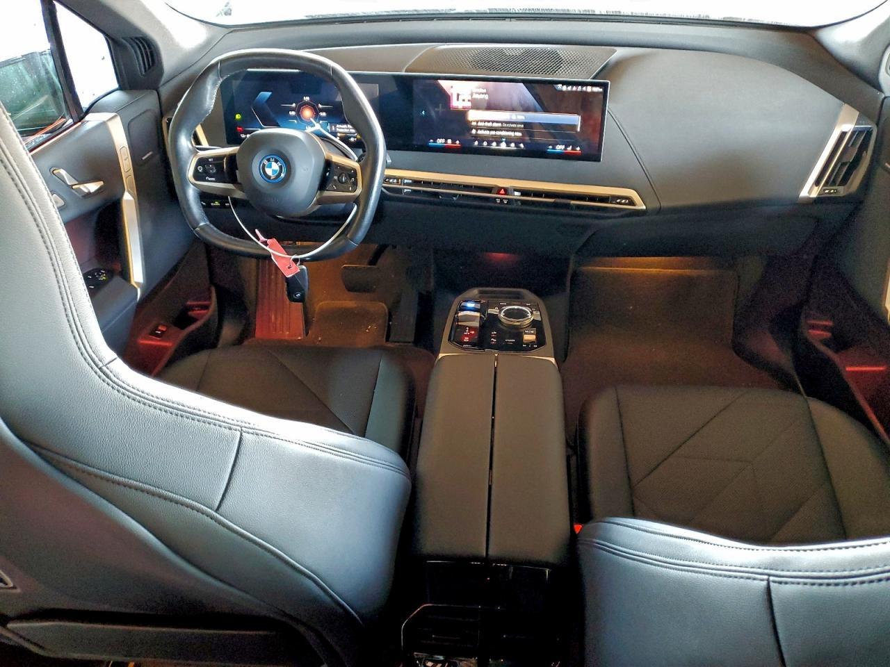 2024 BMW iX