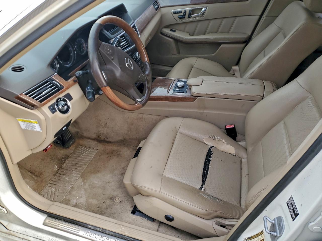 2011 MERCEDES-BENZ E-Class