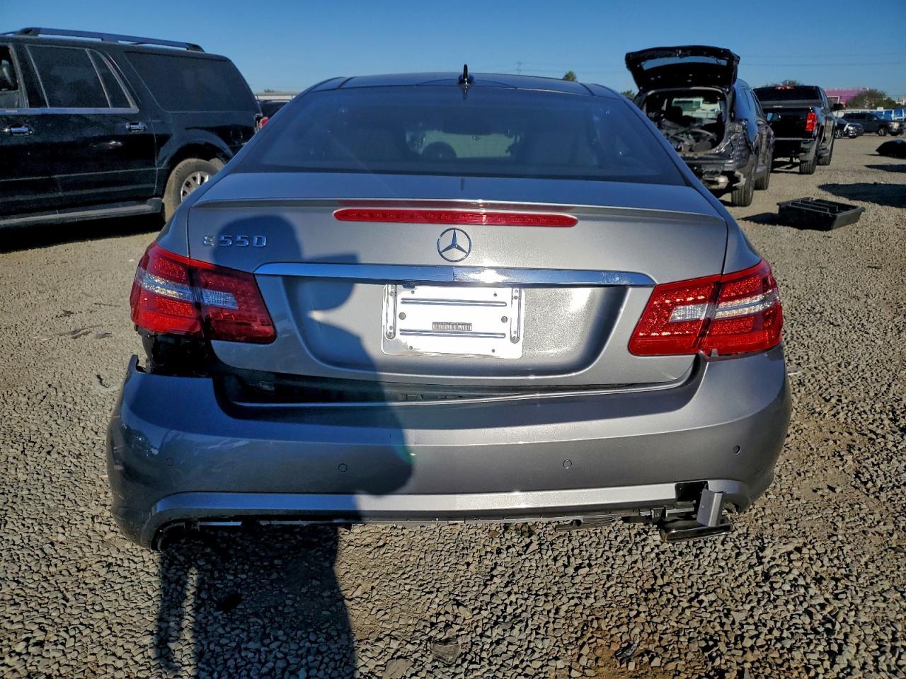 2012 MERCEDES-BENZ E-Class