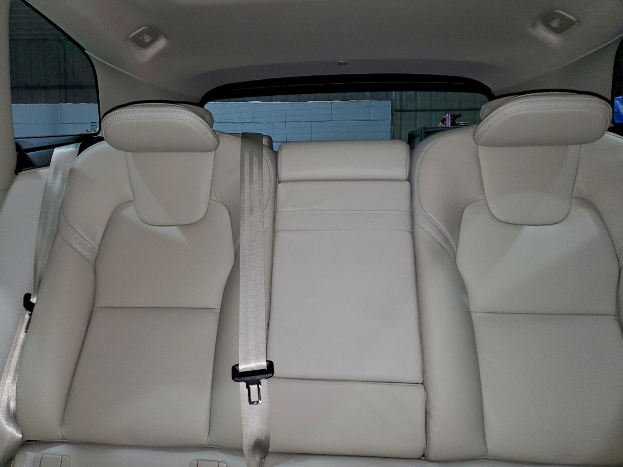 2021 VOLVO XC60