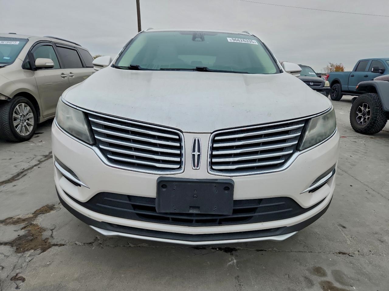 2016 LINCOLN MKC