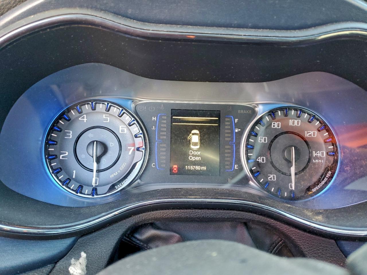 2015 CHRYSLER 200